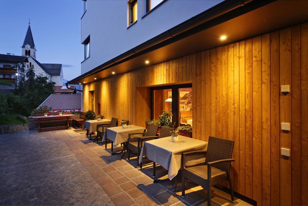 Sonne Hotel